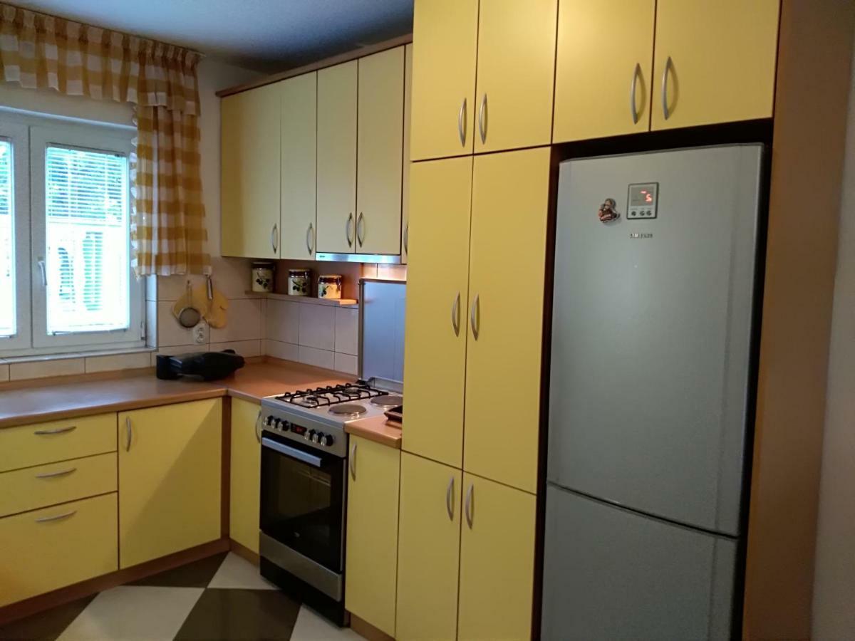 Apartmani Jovanovic Petrovac エクステリア 写真